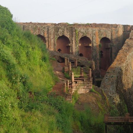 Zan-Seyoum Hotel - Lalībela Exteriör bild