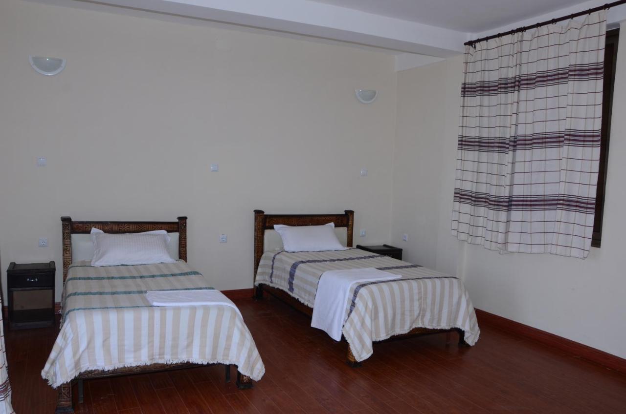 Zan-Seyoum Hotel - Lalībela Exteriör bild