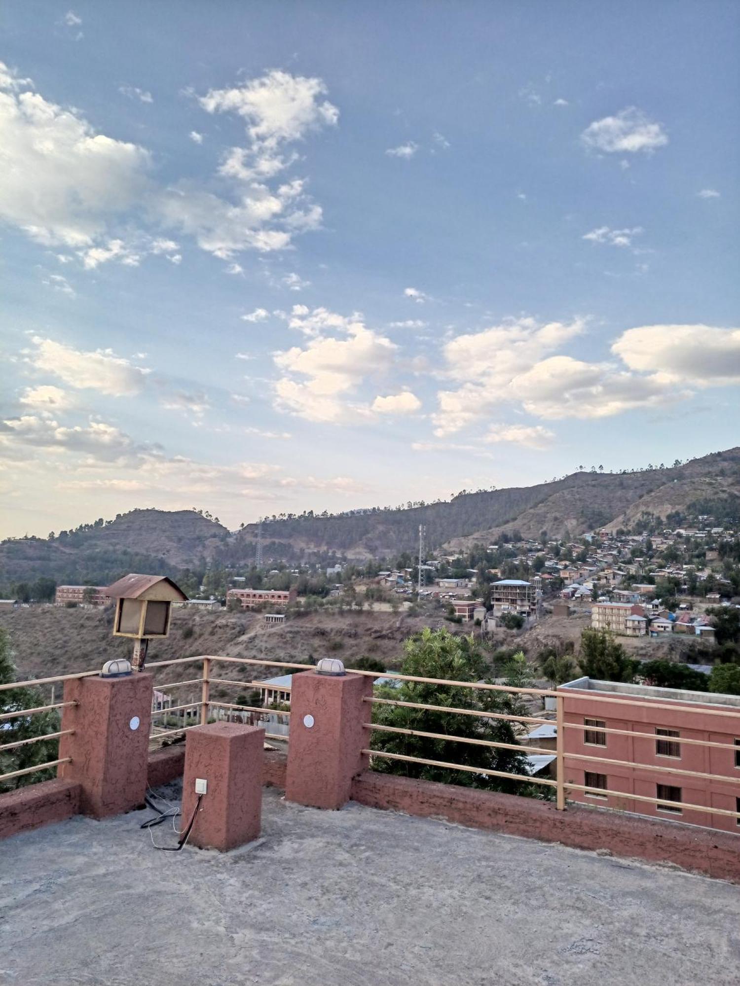 Zan-Seyoum Hotel - Lalībela Exteriör bild