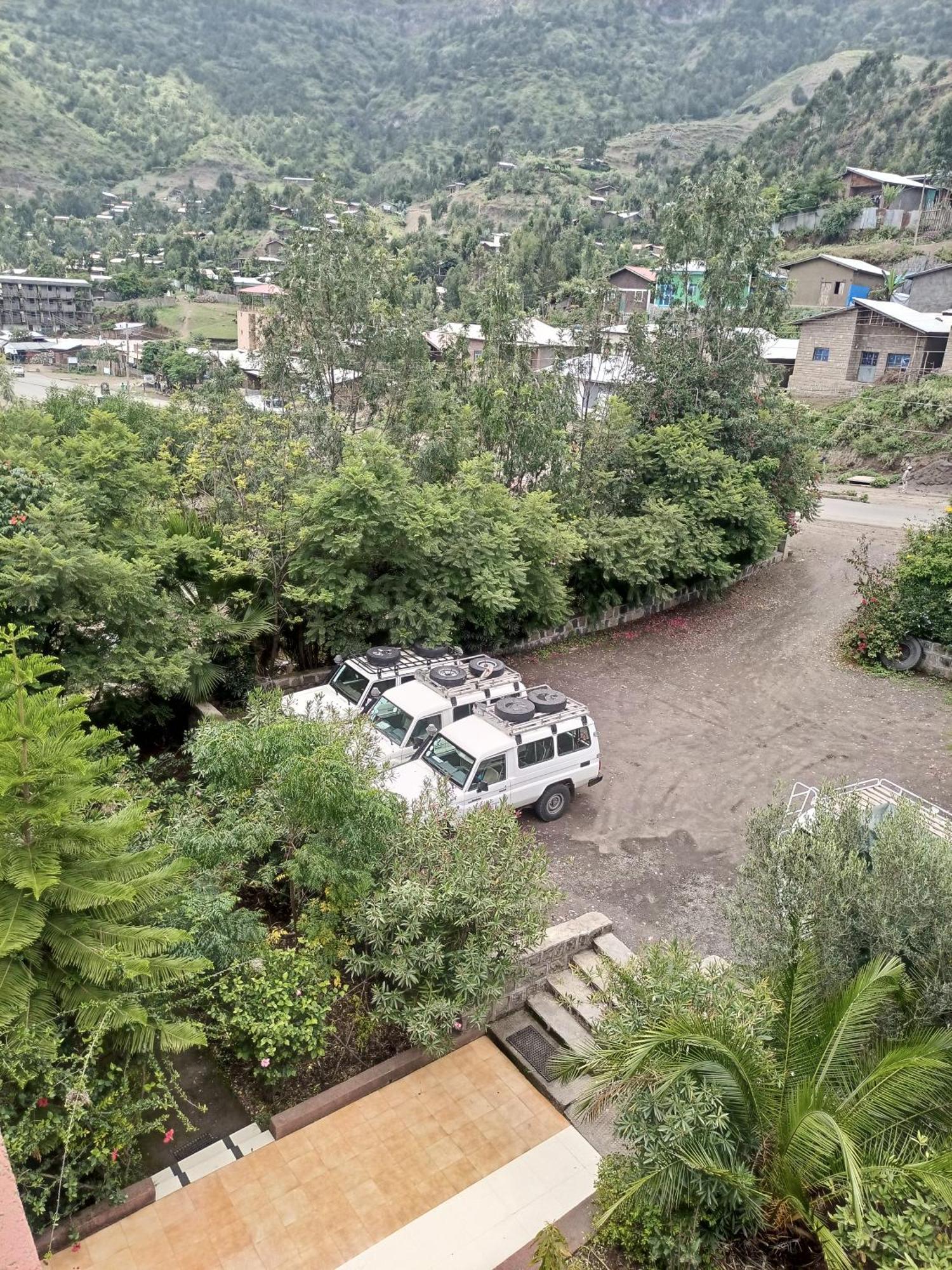 Zan-Seyoum Hotel - Lalībela Exteriör bild