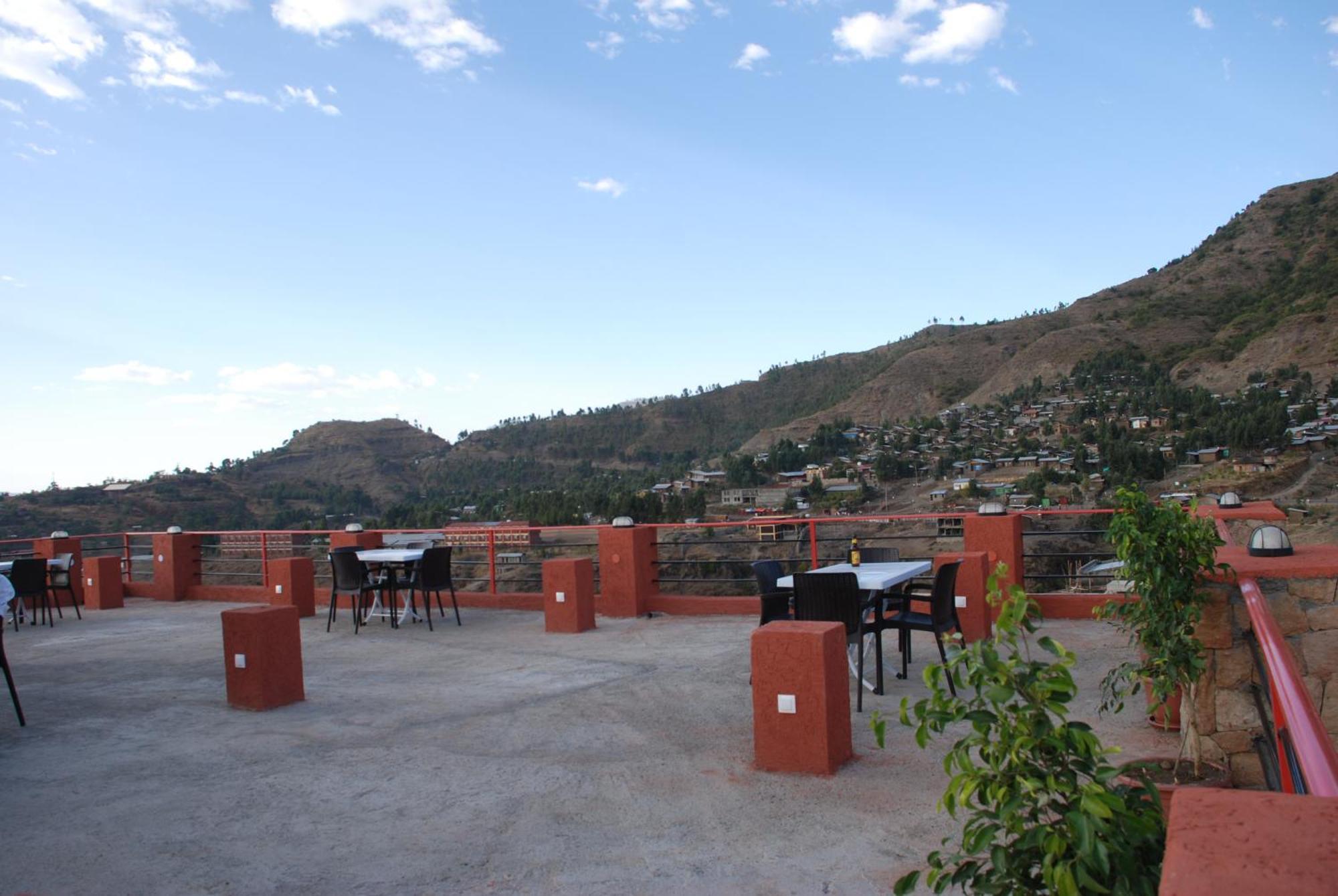 Zan-Seyoum Hotel - Lalībela Exteriör bild