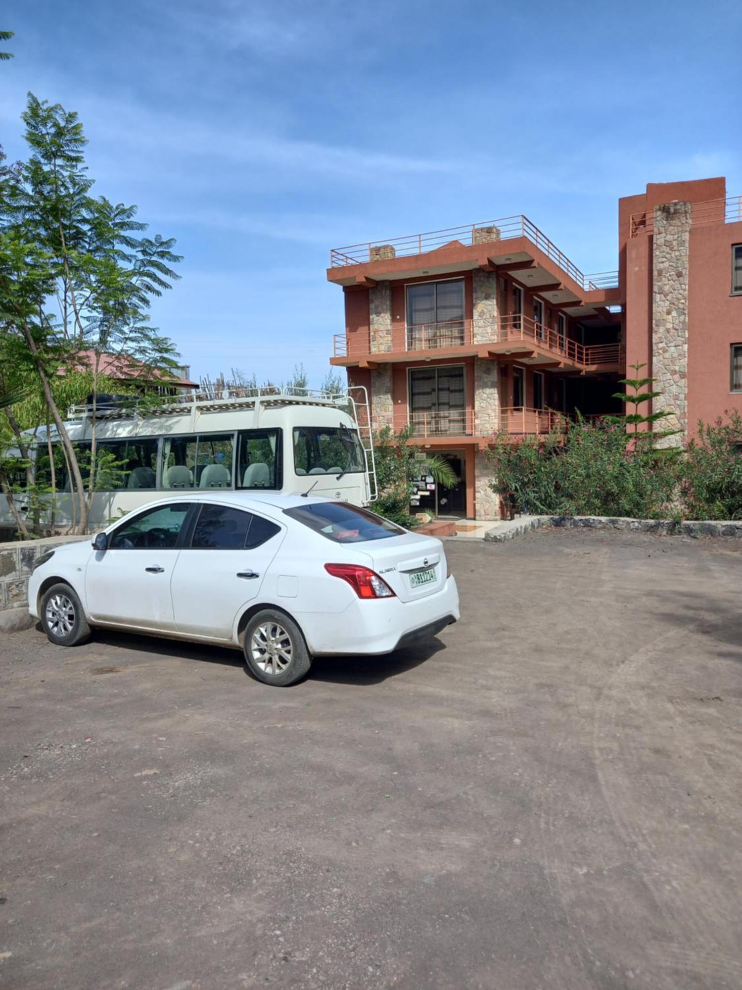 Zan-Seyoum Hotel - Lalībela Exteriör bild
